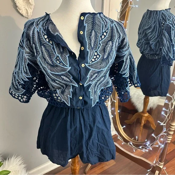 •nwt• ✨rare✨ Chasing Unicorns Lace Embroidered Romper - Picture 2 of 10